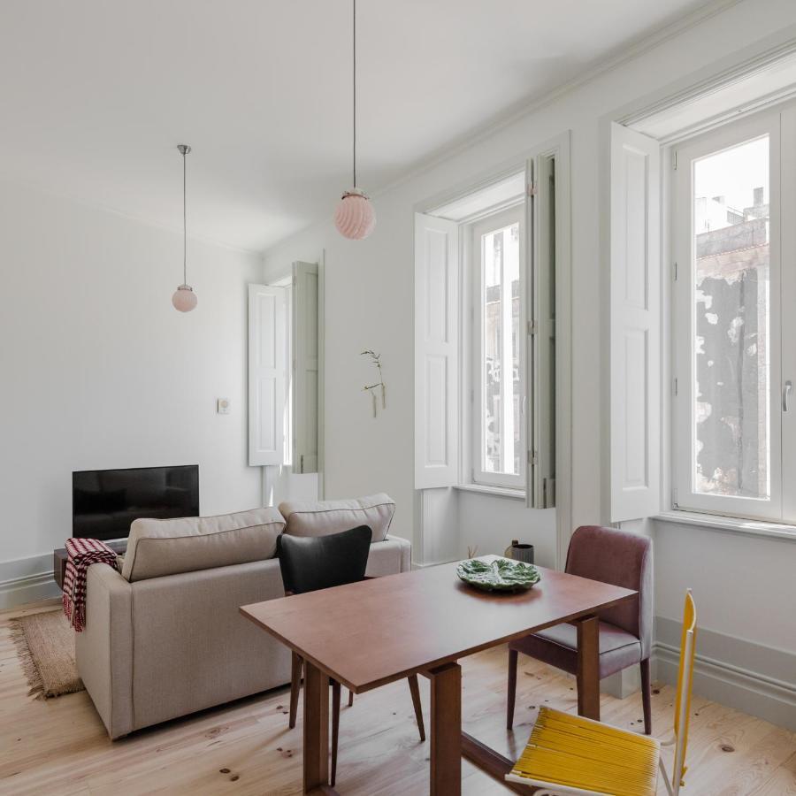 Charming Camoes Apartment In Porto With Ac & Wi-Fi Luaran gambar